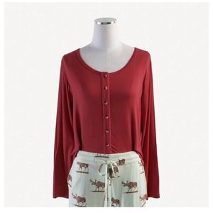 Kate Quinn extra large Women’s cardigan red garnet bamboo buttons minimalist XL